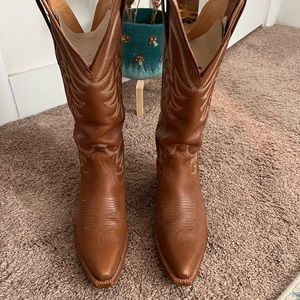 Tecovas The Annie Boots in color caramel, size 9.5